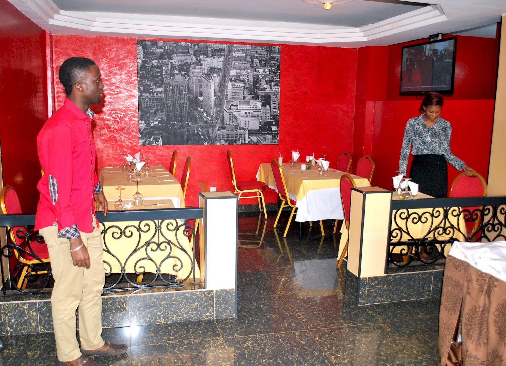 亚奥霍特酒店 Yaoundé 外观 照片